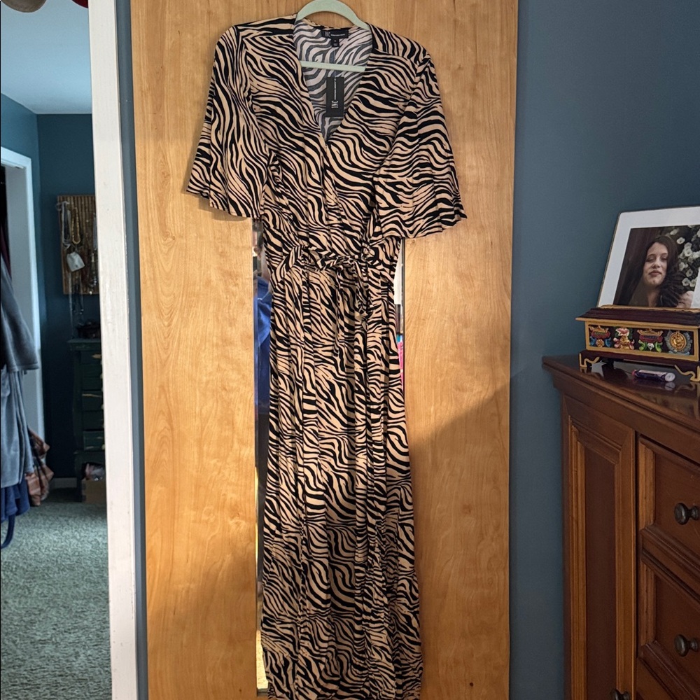 Chic Zebra Print Dress